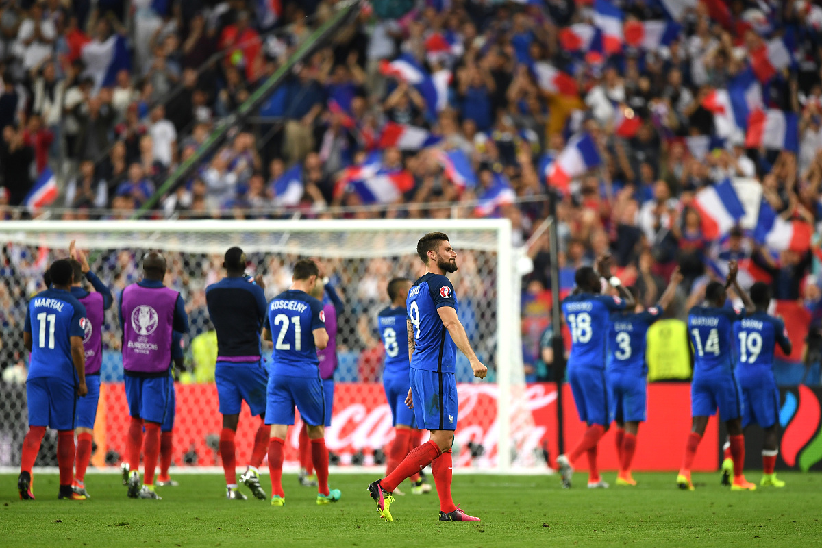 克罗地亚对决塞尔维亚，争夺欧洲足球最高荣誉的简单介绍