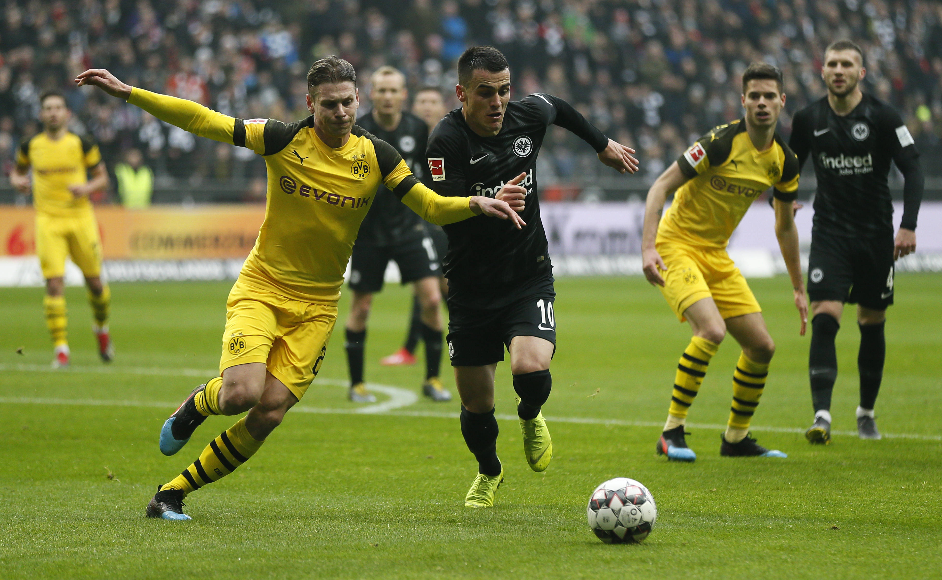 多特蒙德表现出色，客场大胜稳住领先地位！的简单介绍