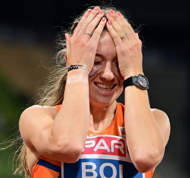 波兰乒乓球队轻取英国乒乓球队，波尔绝境逆转的简单介绍