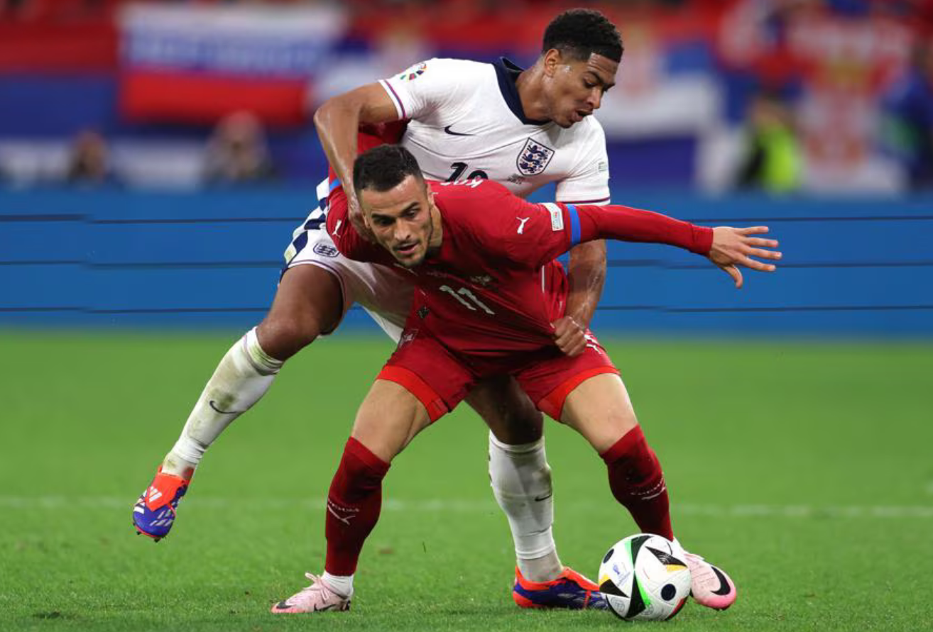 塞尔维亚队在欧预赛比赛中遇挑战