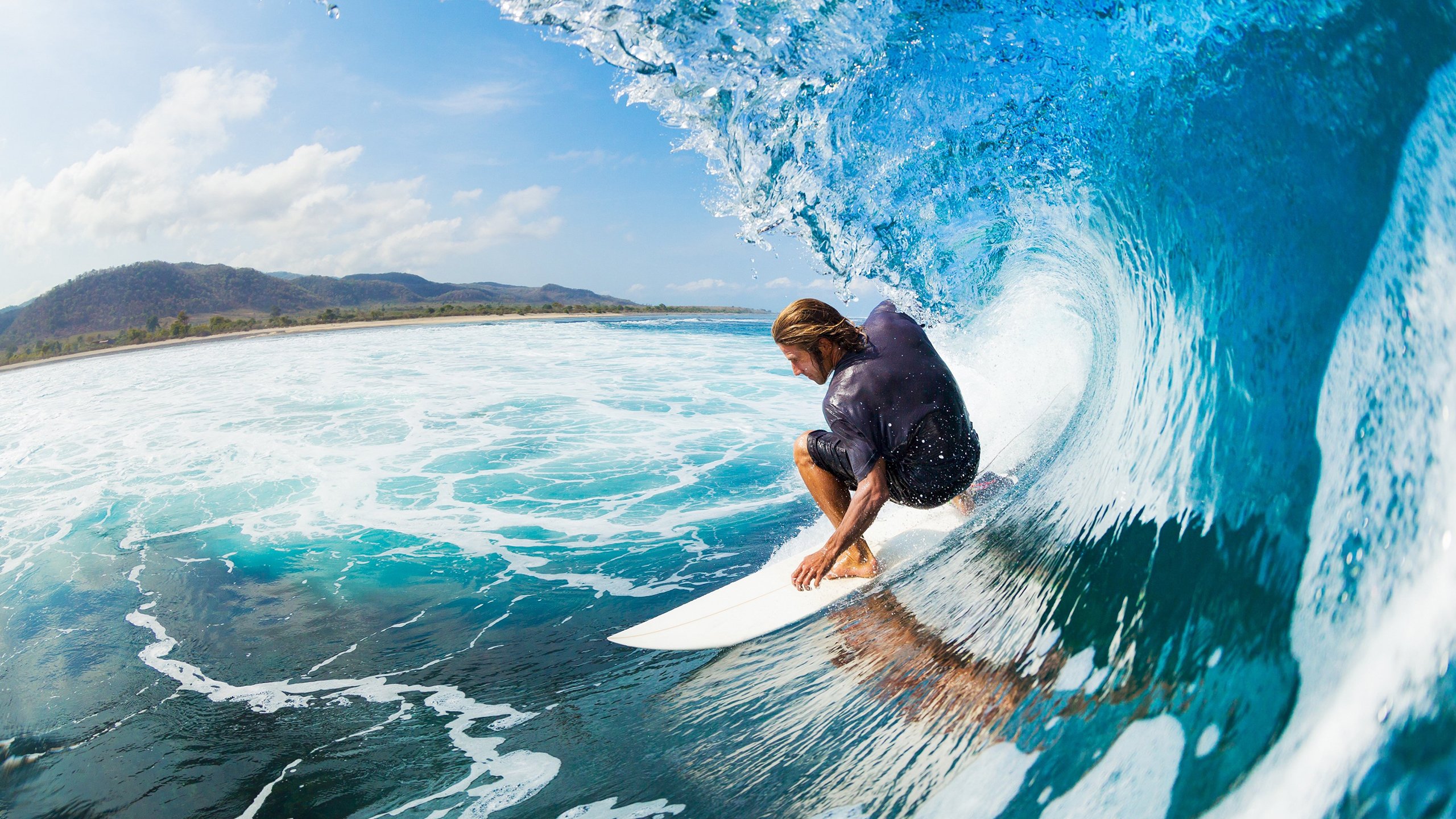 红土硬地间的王者试炼，阿尔卡拉斯蒙特卡洛鏖战美网，以全能技艺统治全场